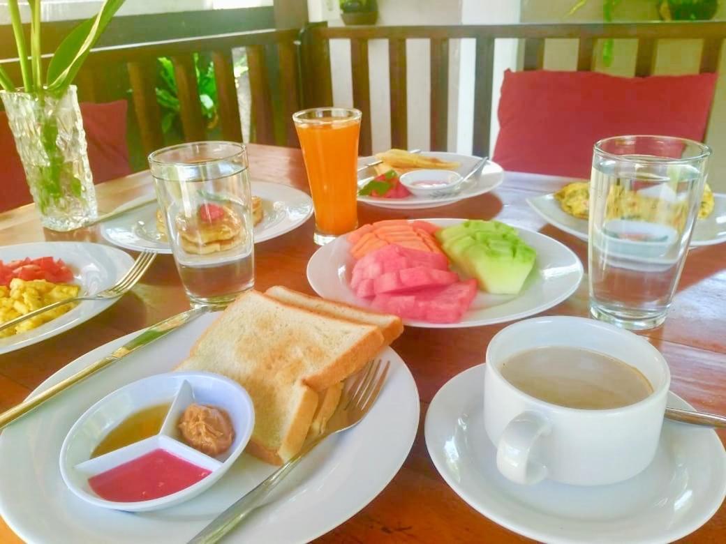 The Celuk Homestay Jimbaran  Bagian luar foto